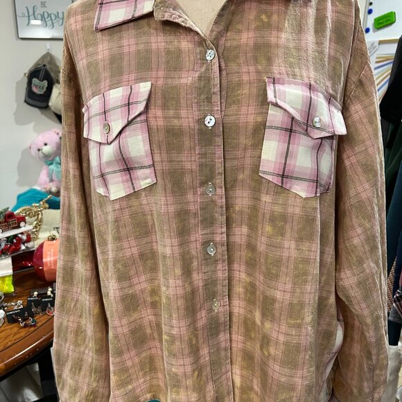 POL Pink & Taupe Mixed Plaid Button Down – Size L - Picture 2 of 7